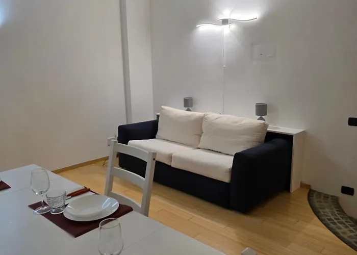 Apartment San Pietro Station 2 *